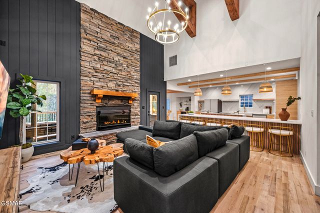 2210 Woodcock Trail, Sevierville, TN 37876