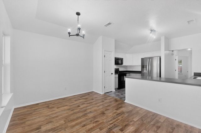 317 Vera Drive, Burleson, TX 76028