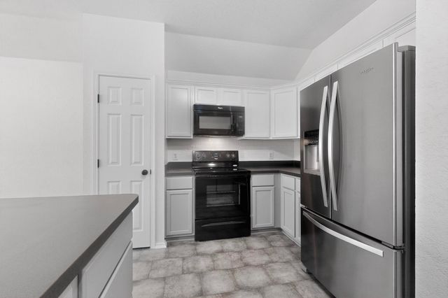 317 Vera Drive, Burleson, TX 76028