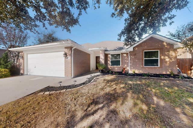 317 Vera Drive, Burleson, TX 76028