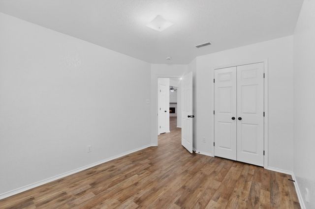 317 Vera Drive, Burleson, TX 76028