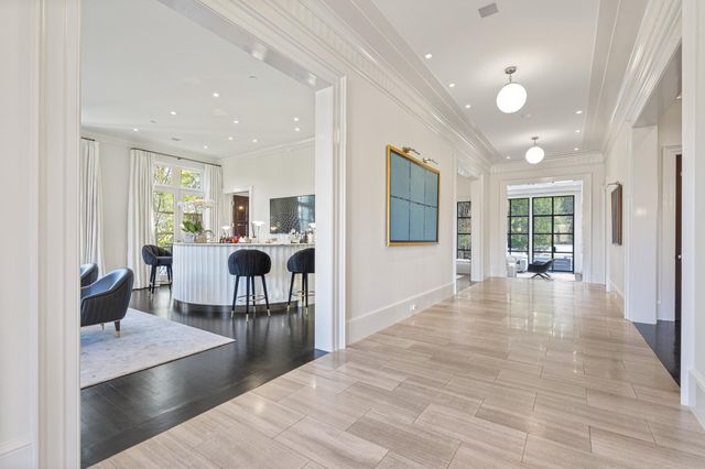2109 DUNMORE LN NW, Washington, DC 20007