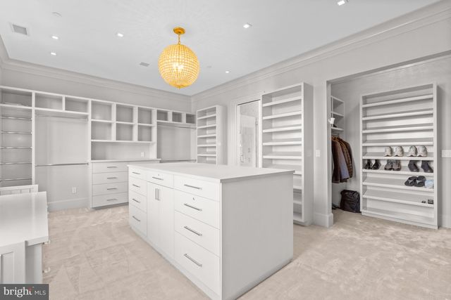 2109 DUNMORE LN NW, Washington, DC 20007