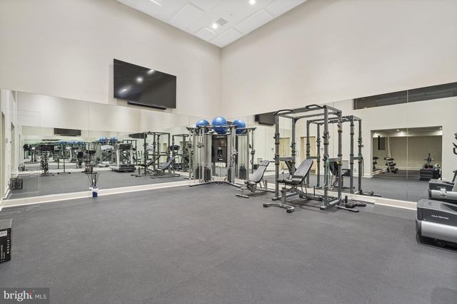 2109 DUNMORE LN NW, Washington, DC 20007
