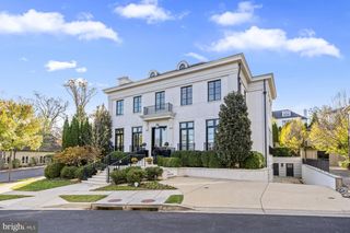 2109 DUNMORE LN NW, Washington, DC 20007