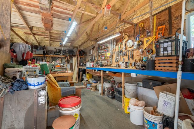 1491 Cates Rd, Lawrenceburg, TN 38464