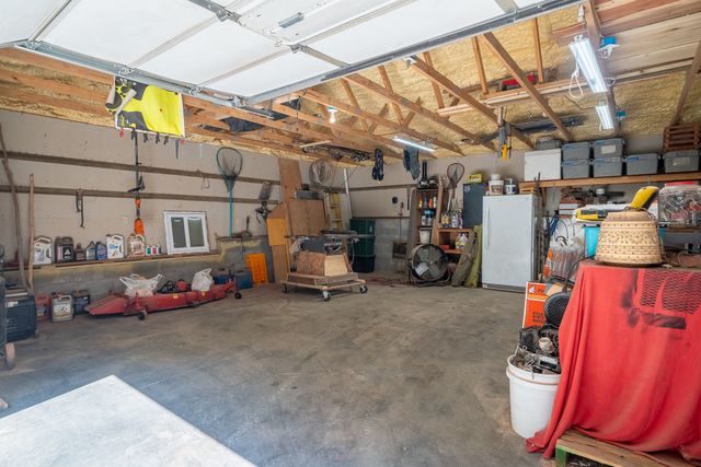 1491 Cates Rd, Lawrenceburg, TN 38464