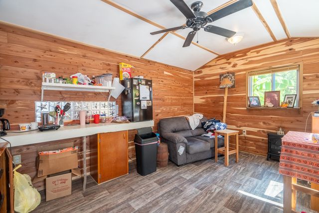 1491 Cates Rd, Lawrenceburg, TN 38464