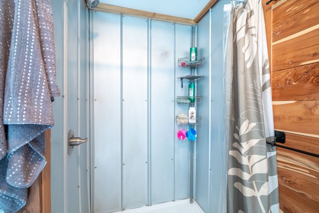 1491 Cates Rd, Lawrenceburg, TN 38464