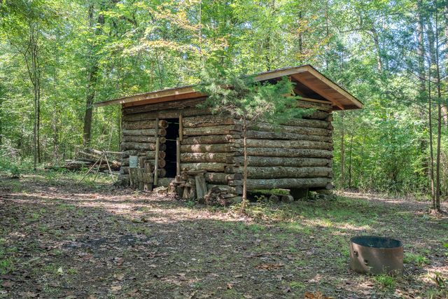 1491 Cates Rd, Lawrenceburg, TN 38464