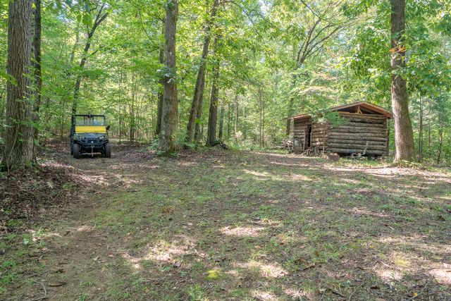 1491 Cates Rd, Lawrenceburg, TN 38464