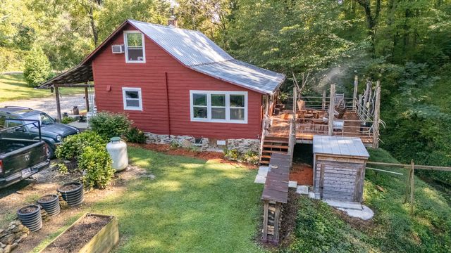 1491 Cates Rd, Lawrenceburg, TN 38464