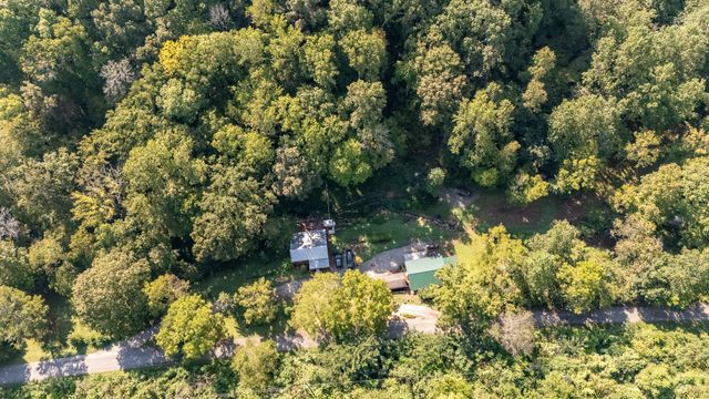 1491 Cates Rd, Lawrenceburg, TN 38464