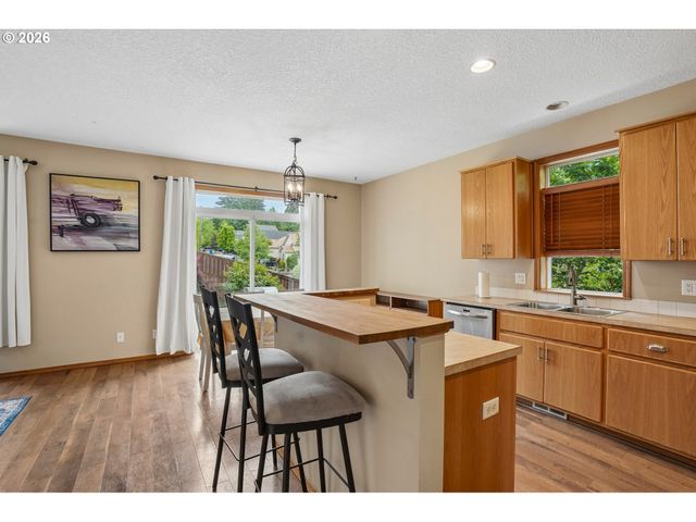38619 MILLER St, Sandy, OR 97055