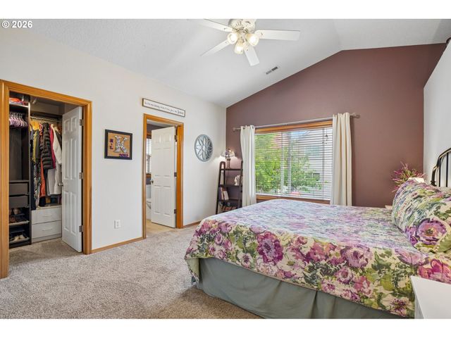 38619 MILLER St, Sandy, OR 97055