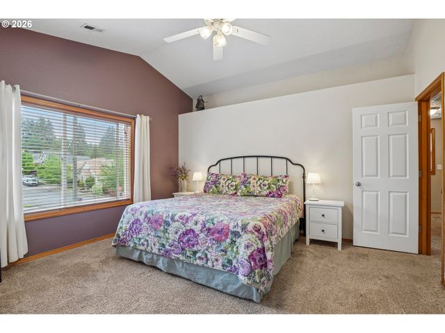 38619 MILLER St, Sandy, OR 97055