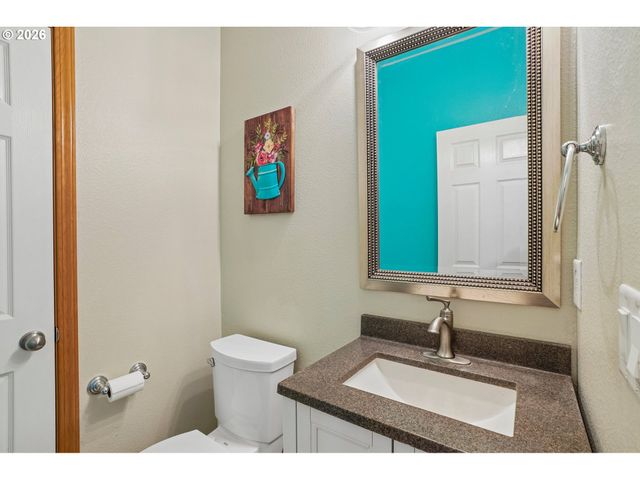 38619 MILLER St, Sandy, OR 97055