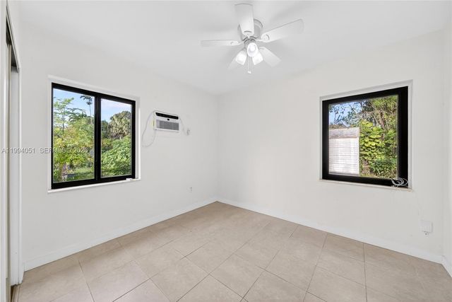 3255 SW 60th Ave, Miami, FL 33155