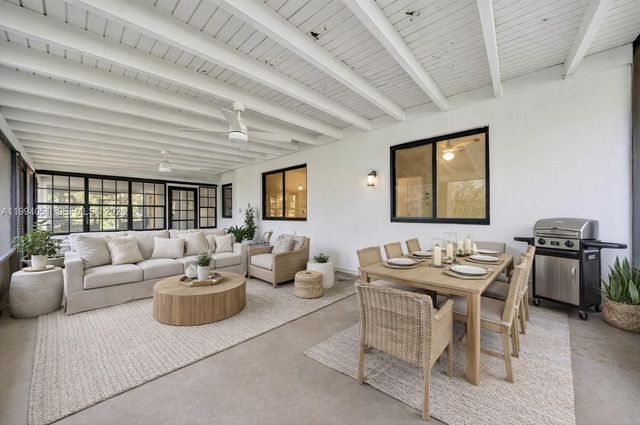 3255 SW 60th Ave, Miami, FL 33155