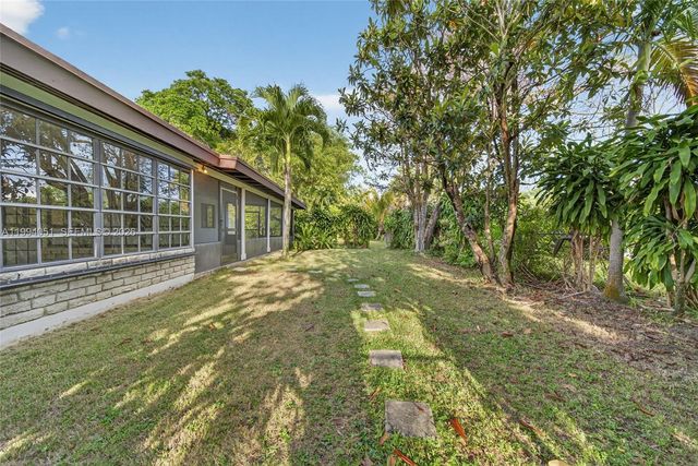 3255 SW 60th Ave, Miami, FL 33155