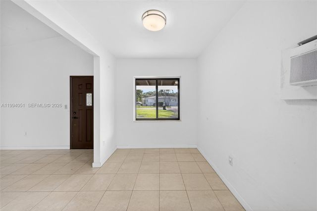 3255 SW 60th Ave, Miami, FL 33155