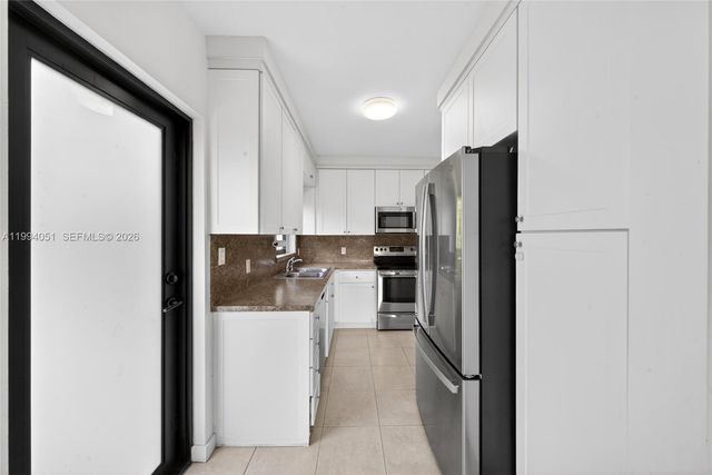 3255 SW 60th Ave, Miami, FL 33155