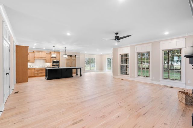 1509 Martha Washington Way, Murfreesboro, TN 37130