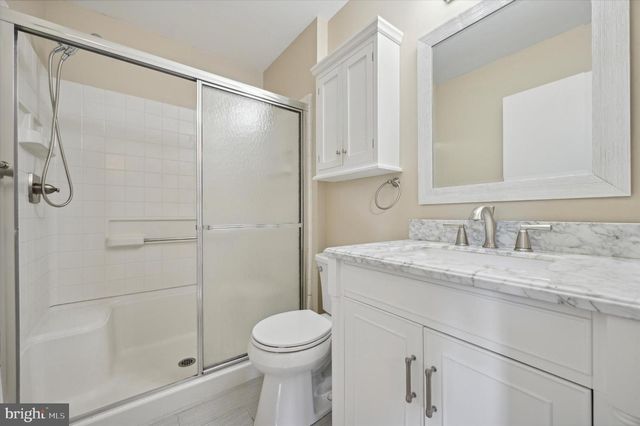 9 MEADOW LN, Delran, NJ 08075