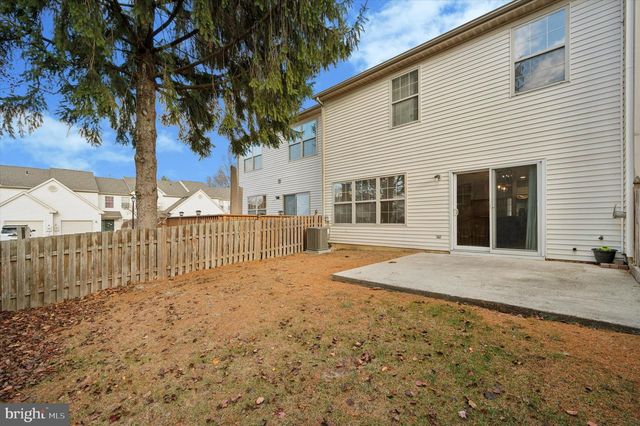 9 MEADOW LN, Delran, NJ 08075