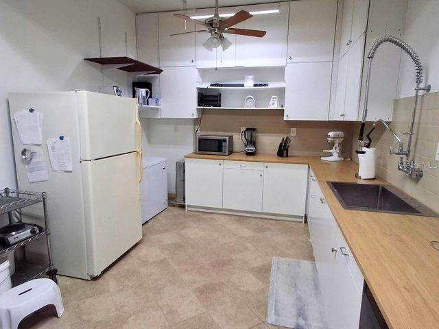 110 FOREST BOULEVARD, Wildwood, FL 34785