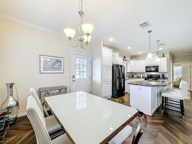 110 FOREST BOULEVARD, Wildwood, FL 34785