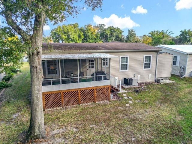 110 FOREST BOULEVARD, Wildwood, FL 34785