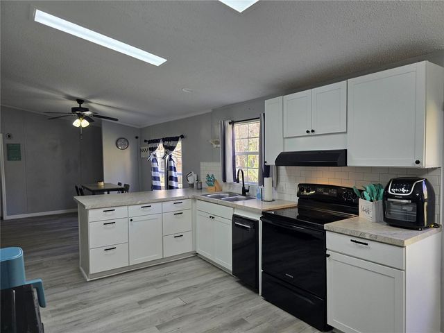 55921 FERN ROAD, Astor, FL 32102