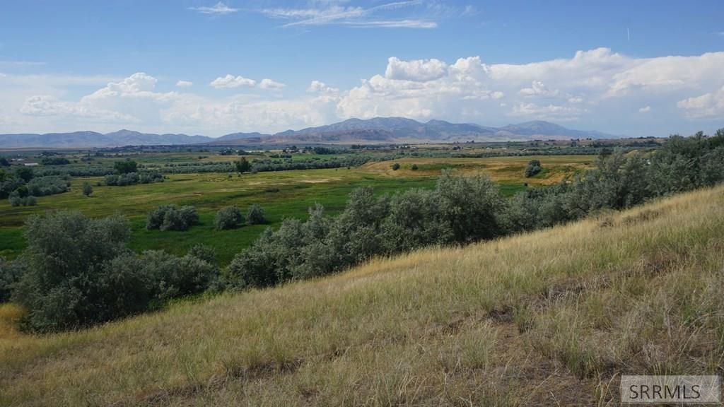 Image 11 of property listing at Address unavailable.