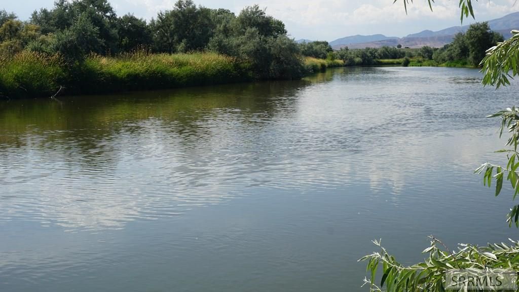 Image 2 of property listing at Address unavailable.