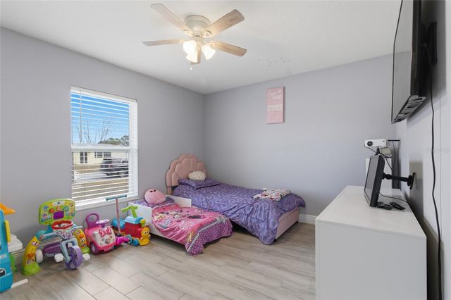 5037 SCHOOL ROAD, New Port Richey, FL 34653