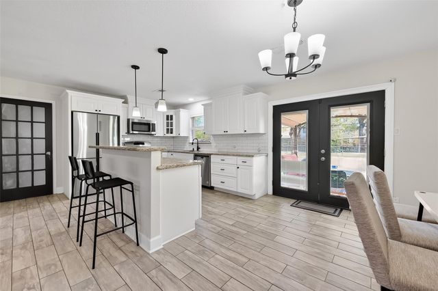 1215 Lawrence Street, Rosenberg, TX 77471