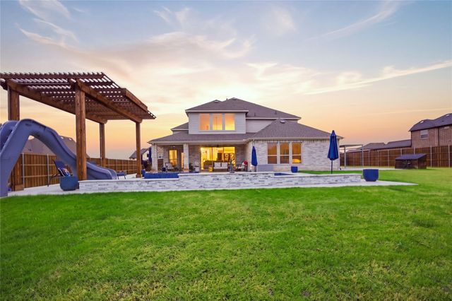 330 Penrose Drive, Ovilla, TX 75154