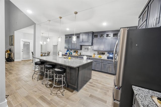 330 Penrose Drive, Ovilla, TX 75154