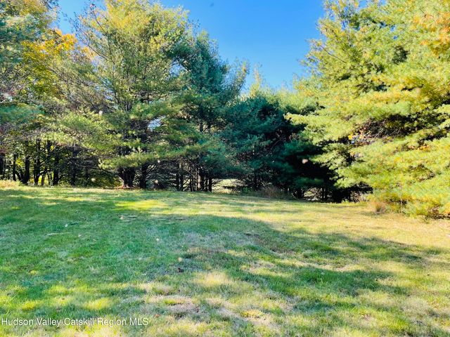 679 Vly Road, Stone Ridge, NY 12484