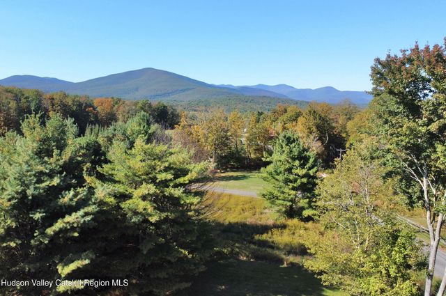 679 Vly Road, Stone Ridge, NY 12484