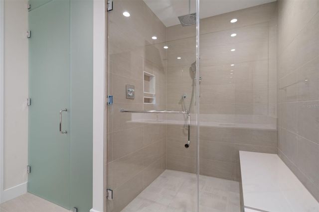275 1ST AVENUE S 1001, St Petersburg, FL 33701