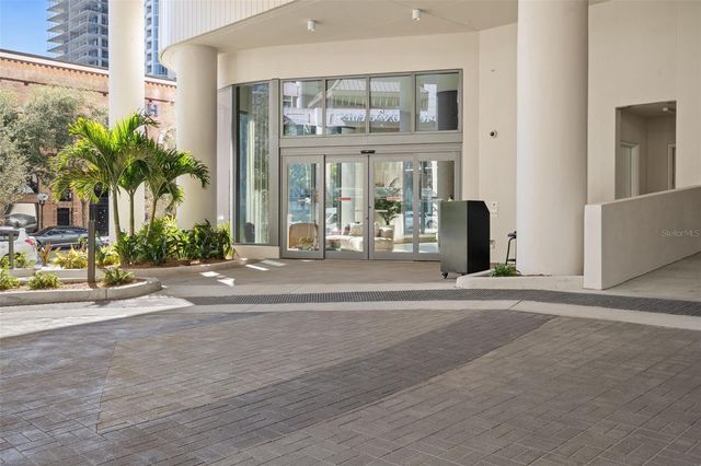 275 1ST AVENUE S 1001, St Petersburg, FL 33701