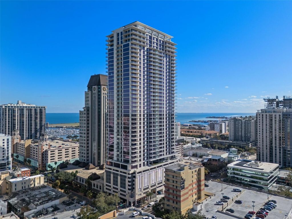 275 1ST AVENUE S 1001, St Petersburg, FL 33701