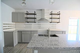 707 S Olive St Unit A, San Antonio, TX 78203