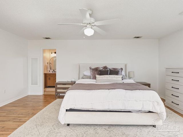 446 Sandy Ridge Cir, Mary Esther, FL 32569