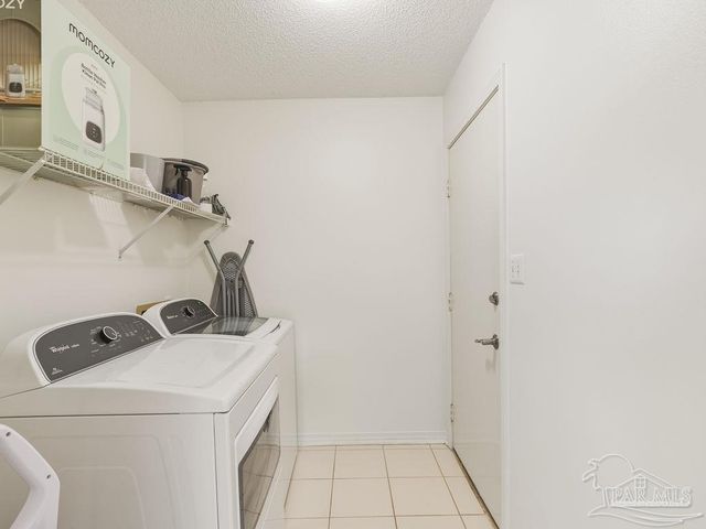 446 Sandy Ridge Cir, Mary Esther, FL 32569