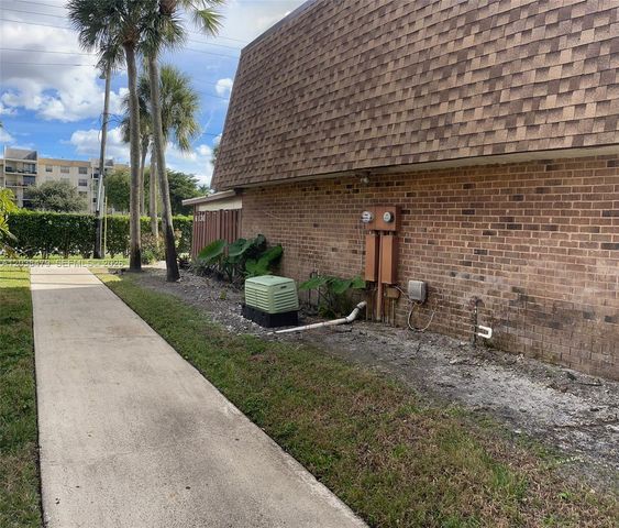 6130 NW 54th Ln 6130, Tamarac, FL 33319