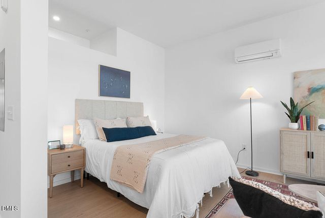 521 N Mangum Street 33, Durham, NC 27701