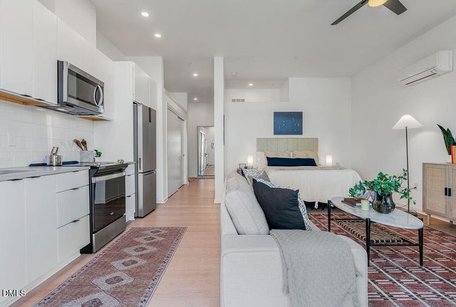 521 N Mangum Street 33, Durham, NC 27701